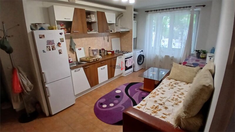 Uverturii, 2 camere, centrala proprie, bloc 1981,
