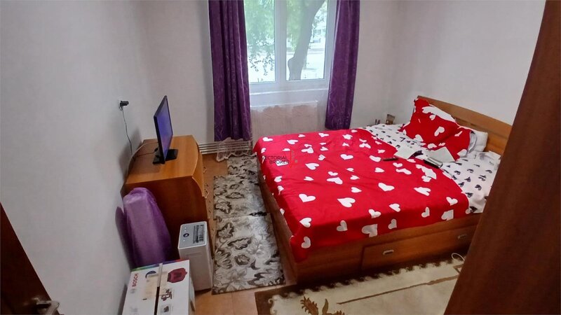 Uverturii, 2 camere, centrala proprie, bloc 1981,