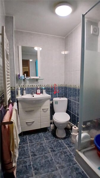 Uverturii, 2 camere, centrala proprie, bloc 1981,